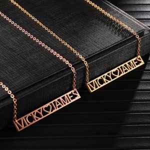 Custom men necklace with name