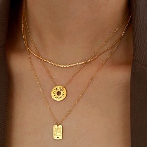 personalized round pendant necklace​