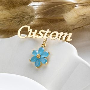 Personalised brooch pin for coat​