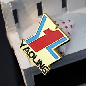 custom company logo pins maker