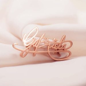 Make name brooch online