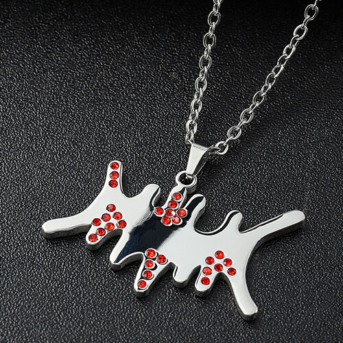 Custom pendant necklace with diamonds