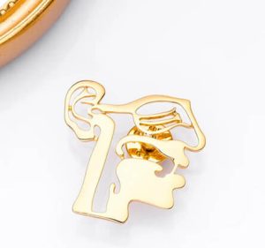 Making custom shaped brooches
