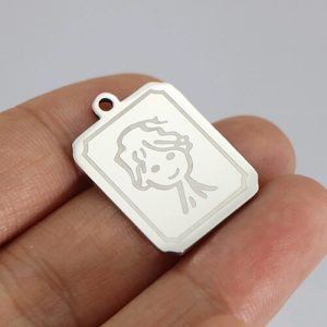 Custom silhouette pendant for necklace silver