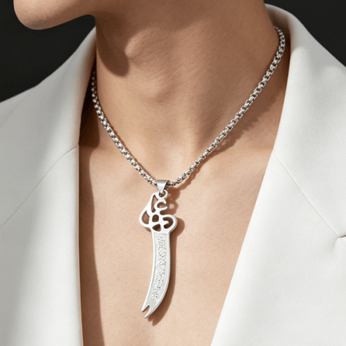 Non tarnish personalized necklace pendant for men